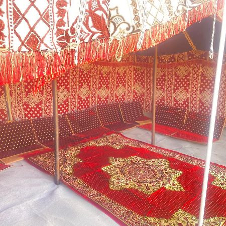 Private Desert Eco Camp Bidiya Bagian luar foto